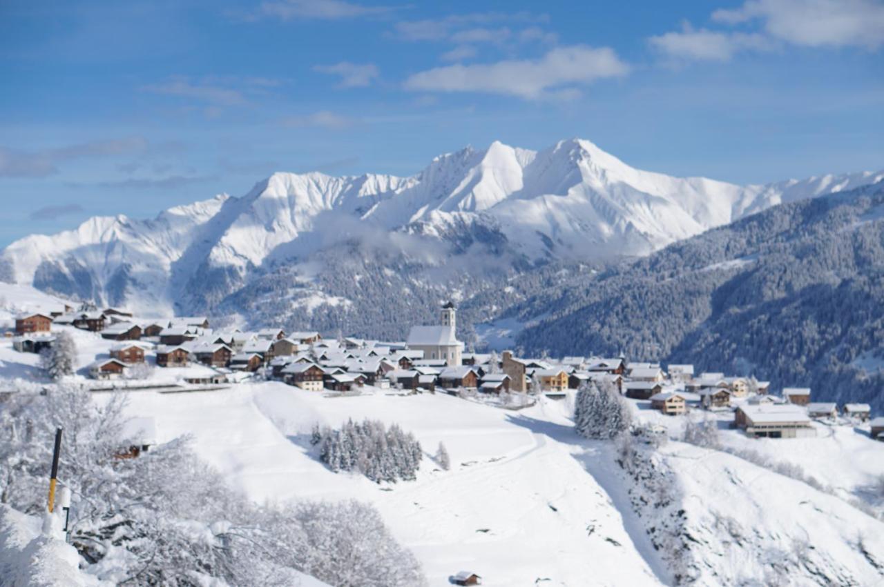 Hotel Alpina Lumbrein Екстер'єр фото